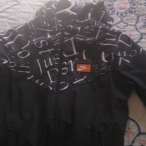 Nike windbreaker